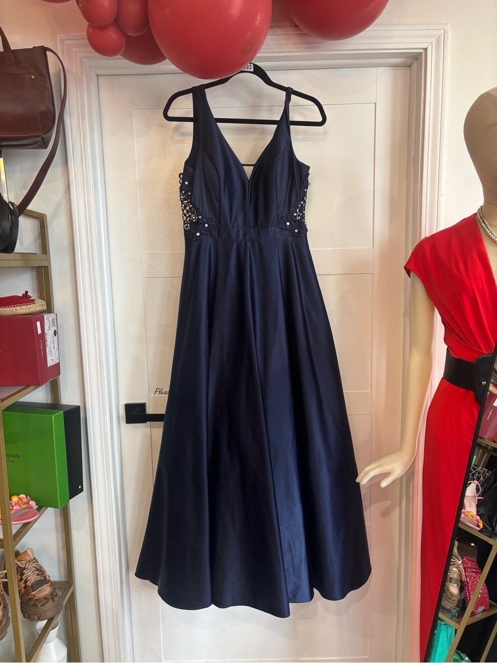 Jodi Kristopher Navy V-Neck Midi Dress with Beaded Waist
